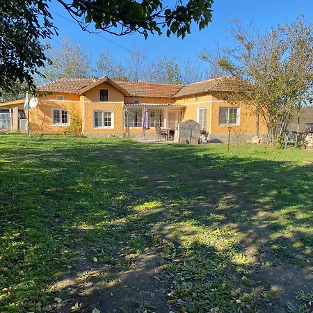 Vakantiehuis Primorska Sunshine In Strandnaehe Shabla